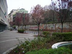 A street in Milano with historical architecture and a Praktica Luxmedia 6203 photo from 2006