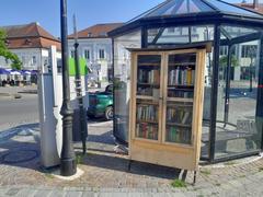 Public bookcase at Sparkassaplatz bus stop in Stockerau