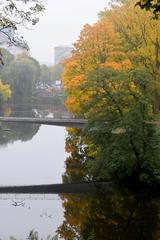 Jan-Valckenburg-Brücke upon Wallgraben in Planten un Blomen, Hamburg