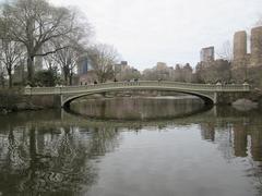 Bow Bridge over the lake in Central Park, Manhattan, New York