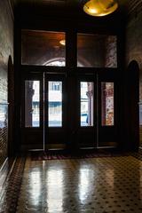 South Broadway entrance of Bradbury Building