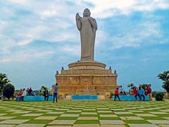 Buddha statue at Hussain Sagar