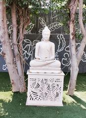 statue of Gautam Buddha in meditative pose