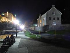 Rideau Canal locks in Ottawa with Château Laurier in the background