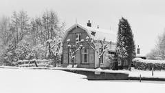 Luijendijksluis in the snow