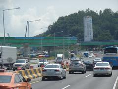 Construction zone at Jungnang Interchange on Bukbu Arterial Highway from Wangjagung Maeul direction