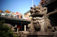 Stone lion inside Chen Family Temple