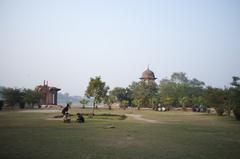 Agra cityscape with historical buildings and Yamuna River