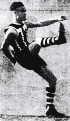 Bob Quinn kicking motion 1936