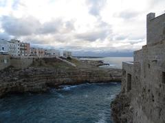 Cala Porto viewed from Via Porto, Polignano a Mare