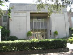 Cummer Museum entrance in Jacksonville, Florida