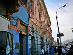 Edificis de la Plaza Dos de Mayo de Lima