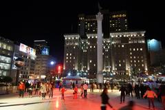 Union Square in San Francisco at night