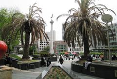 Union Square in San Francisco with Dewey Monument