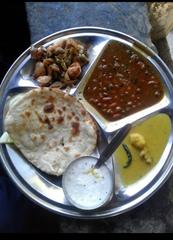 Pahadi veg thali