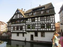 Maison depuis le pont du Faisan in Strasbourg