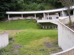 Bear Ravine scenic view with lush greenery and rocky hillsides