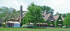 Edsel and Eleanor Ford House exterior view