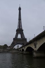 Eiffel Tower from the northwest at evening