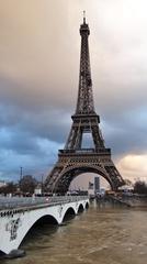 Pont d’Iéna and Eiffel Tower during the 2018 Seine flood