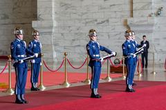 changing of the guard at Chiang Kai-shek Memorial Hall