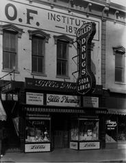 Gillis Pharmacy in Clinton, Indiana