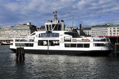 Helsinki ferry to Suomenlinna