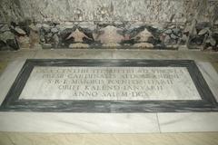 Basilica di San Pietro in Vincoli interior