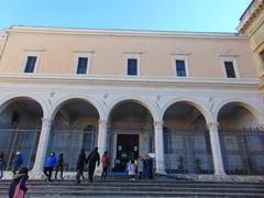 Basilica di San Pietro in Vincoli interior