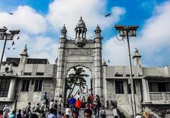 Gate of Haji Ali in Mumbai