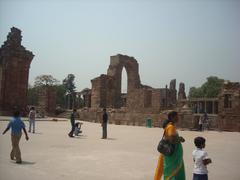 Buildings near Qutab Minar