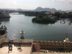 Fateh Sagar Lake with mountains in the background