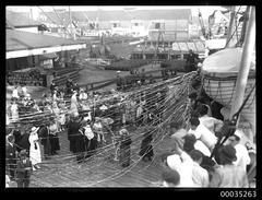 A passenger vessel leaving Darling Harbour, Sydney, 1910s