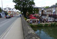 Folly Bridge crossing the River Thames in Oxford