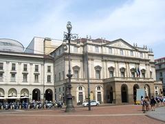 Milano Teatro alla Scala exterior