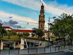 Bellissima Igreja dos Clérigos in Porto