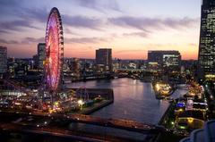 Tempozan Ferris Wheel in Osaka at dusk