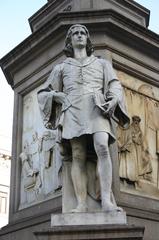 monument to Leonardo da Vinci in Milan Piazza della Scala