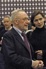 Gerhard Richter at the opening of his retrospective on February 11, 2005, in Düsseldorf, K20, in front of his work Strontium