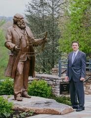 Sculpture of Frederick Law Olmsted by Zenos Frudakis