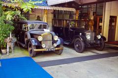 Gangaramaya Temple with vintage cars in Colombo