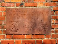 Warsaw, inscription on the wall near the Little Insurgent monument