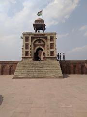 Stone stairs leading to Khwaja Khizr Tomb