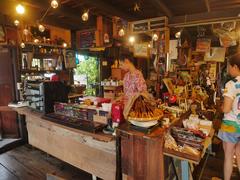 Floating market in Bang Luang