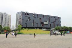 Guangdong Museum of Art in Zhujiang New Town, Guangzhou