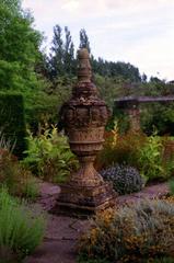 Sculpture at Winterbourne Botanic Garden, Birmingham