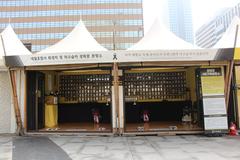 Memorial altars on Gwanghwamun Plaza in 2018 for victims and missing people of the MV Sewol sinking