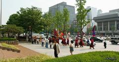 Gatekeeper Patrol ceremony in traditional Korean attire