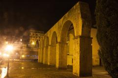 Acueducto de los Pilares at night in Oviedo