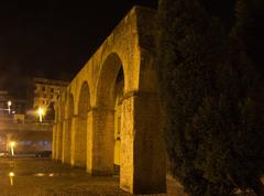 Night view of Acueducto de los Pilares in Oviedo